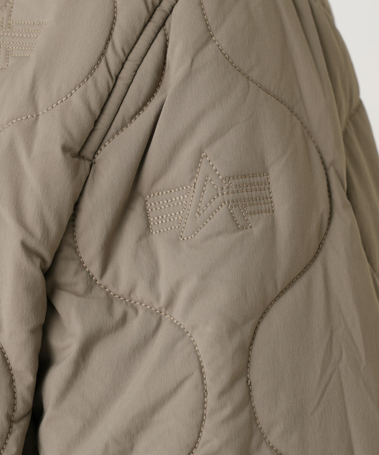 REVERSIBLE ONION QUILTED MA-1 FLIGHT JACKET