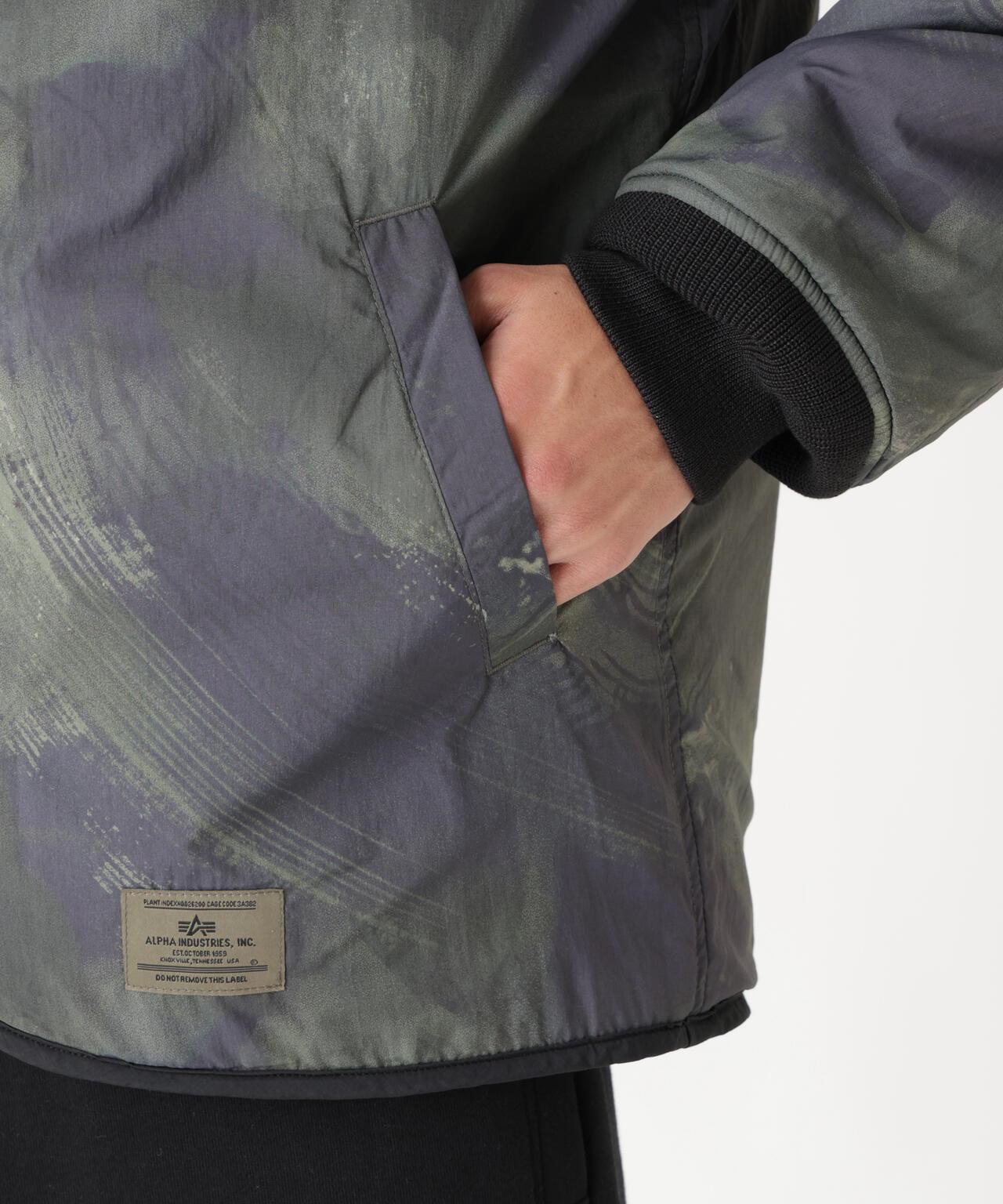 REVERSIBLE M-65 QUILTED LINER