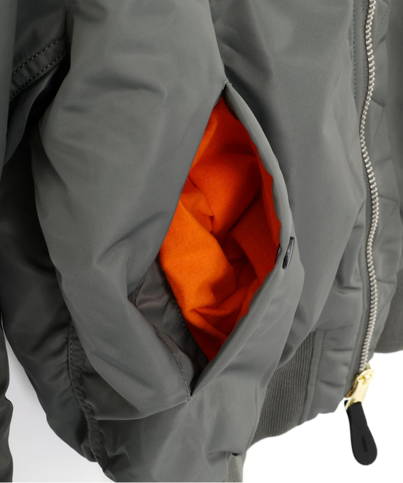 B-15 FLIGHT JACKET - MOONLOID EXCLUSIVE ｜アルファ インダストリーズ