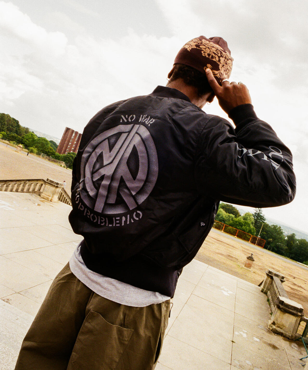 NO PROBLEMO X ALPHA NO WAR MA-1 |アルファ インダストリーズ NO PROBLEMO X ALPHA NO WAR MA-1 |アルファ インダストリーズ