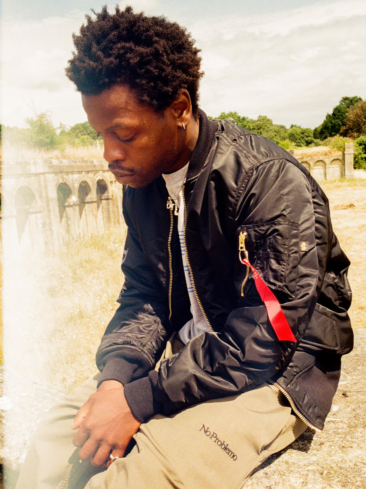 NO PROBLEMO X ALPHA NO WAR MA-1 ｜アルファ インダストリーズ