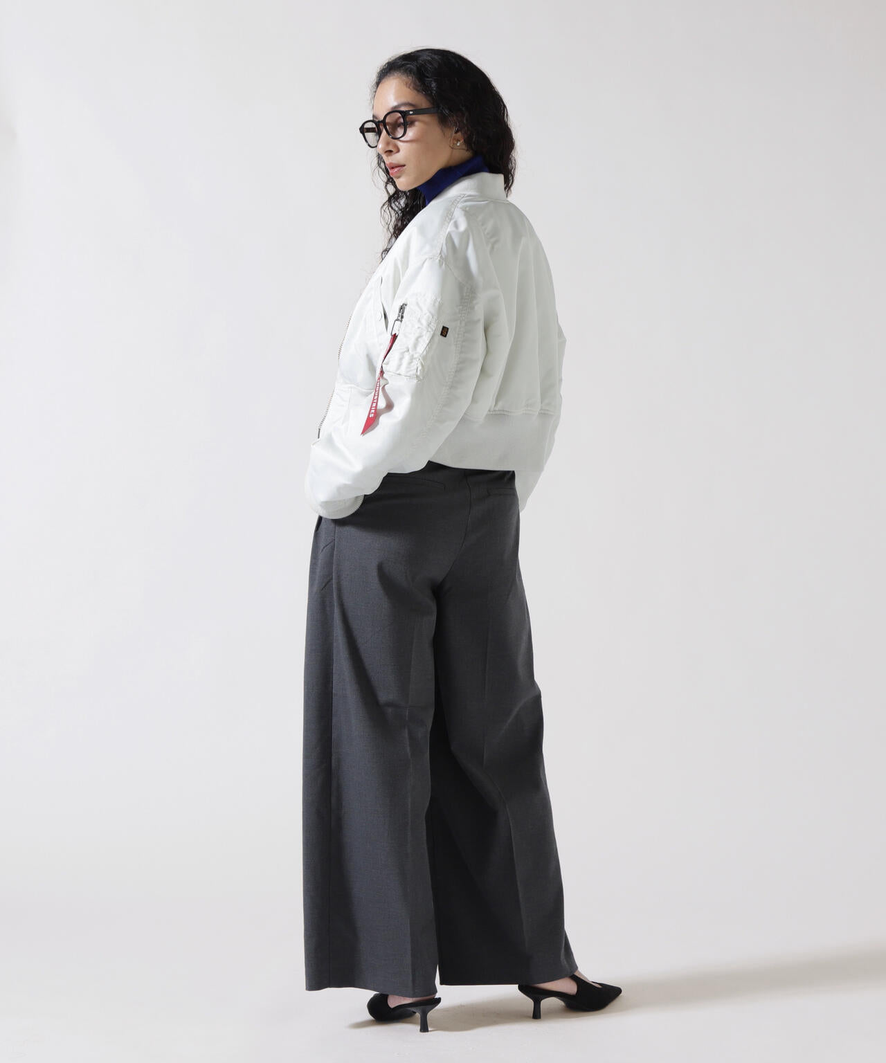 アルファインダストリーズ　MA-1 フライトジャケット　ホワイト　ワッペン　L ALPHA INDUSTRIES アルファ MA-1 レディース ma1 フライトジャケット