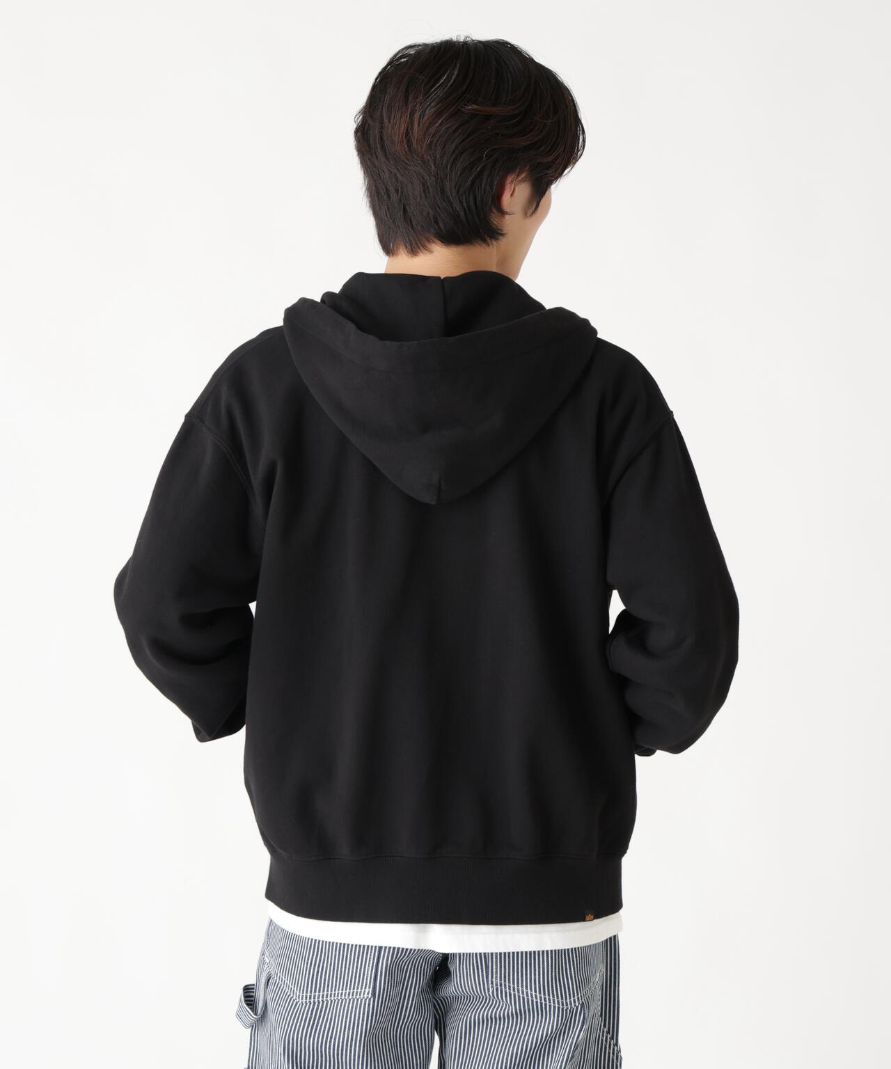 PLAIN ZIP HOODIE