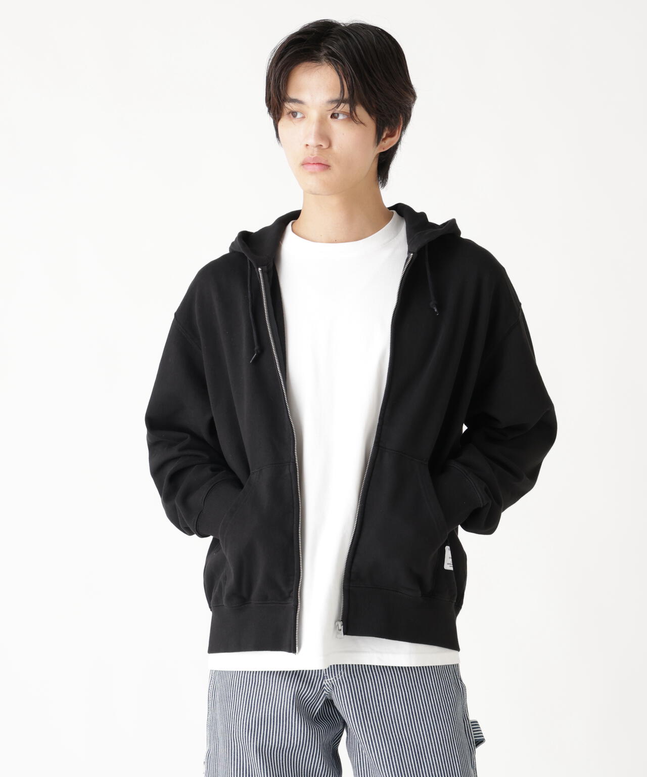 PLAIN ZIP HOODIE