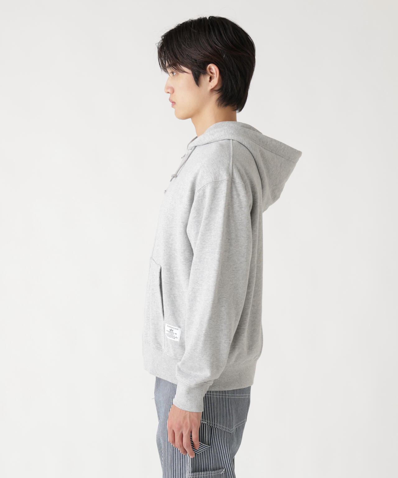 PLAIN ZIP HOODIE