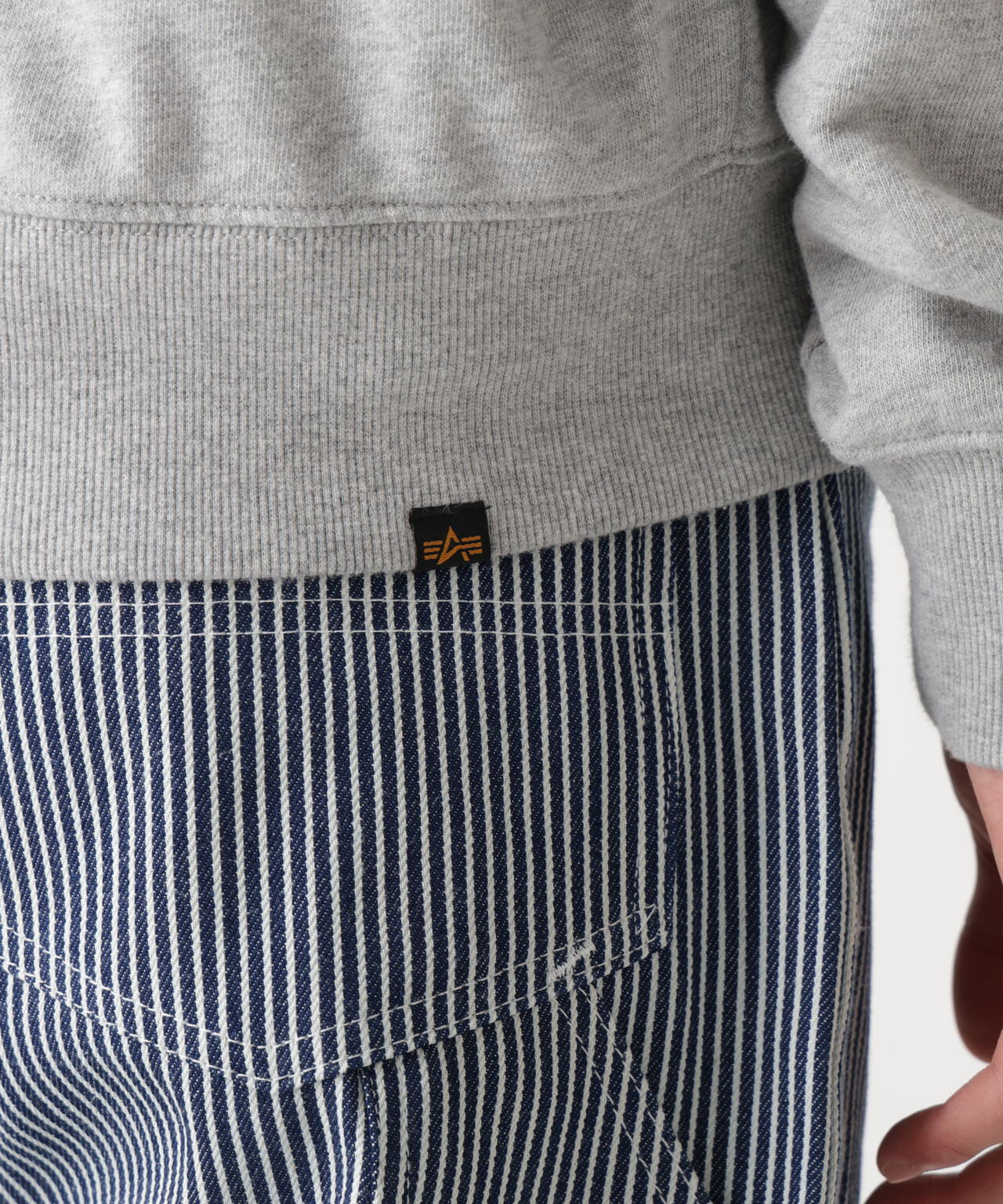 PLAIN ZIP HOODIE