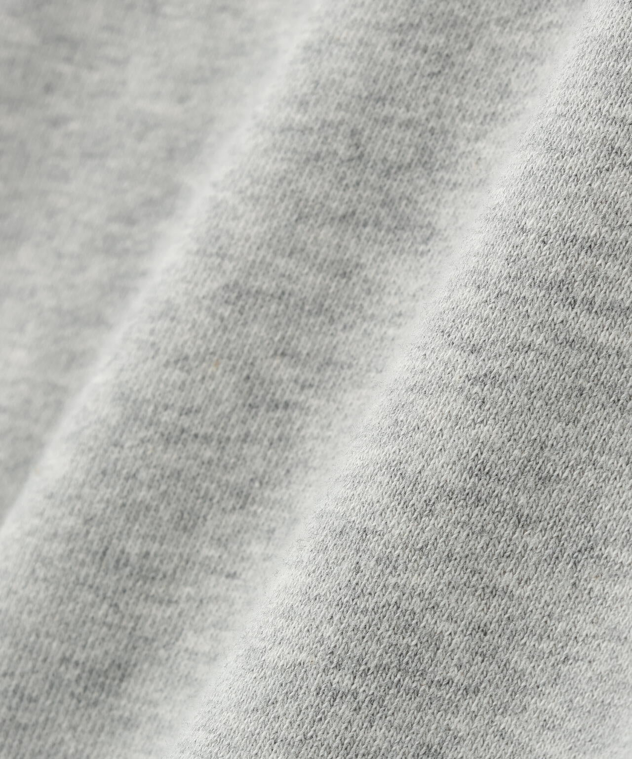 PLAIN CREW SWEAT