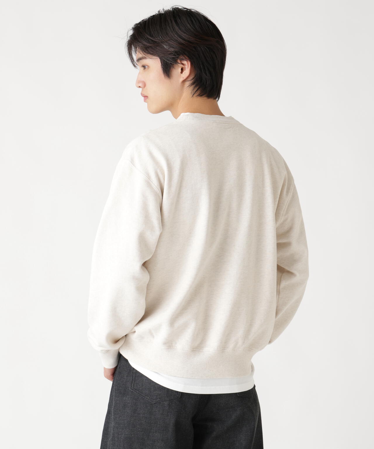 PLAIN CREW SWEAT