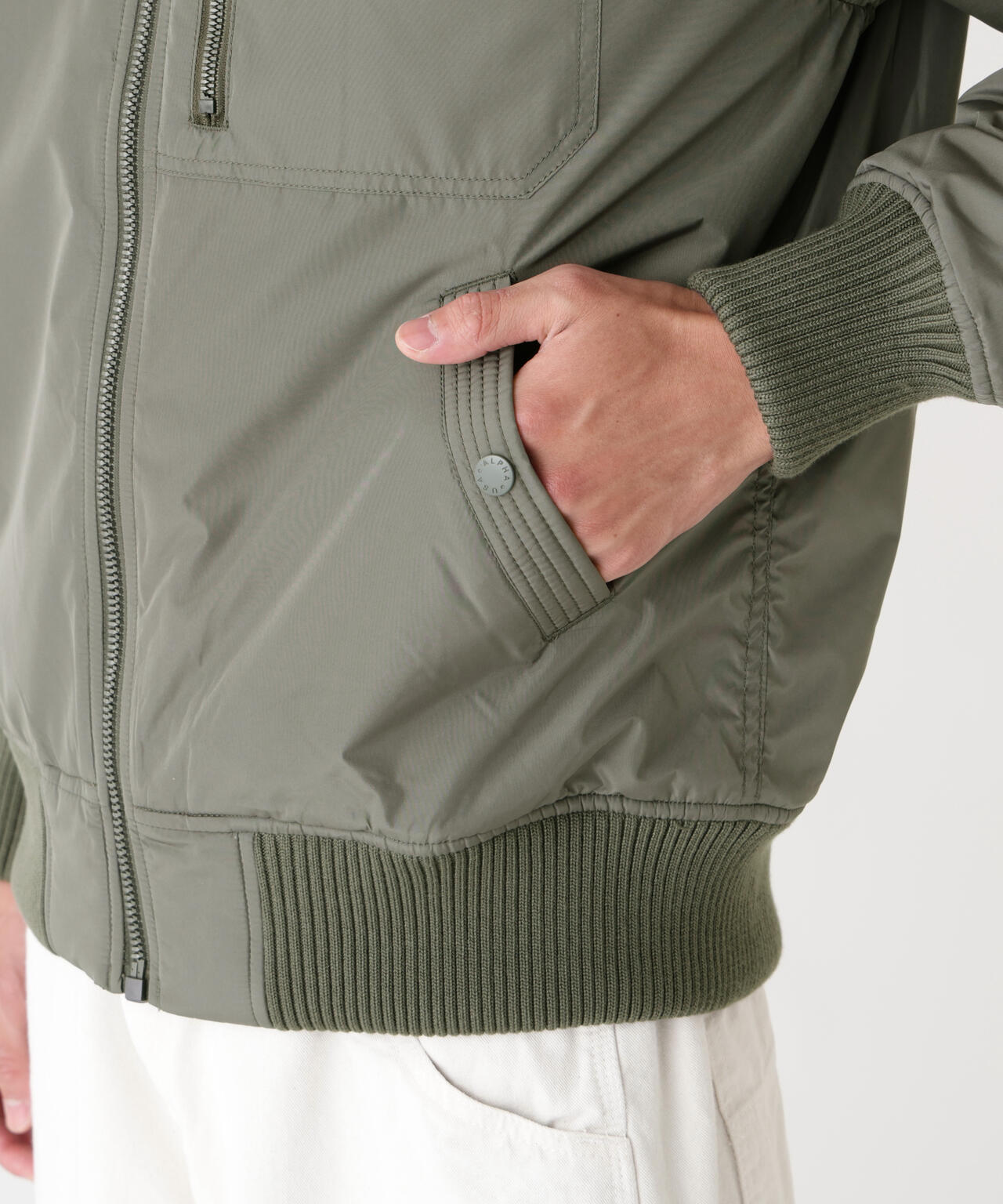 PATCHED HOODED RIB FLIGHT JACKET