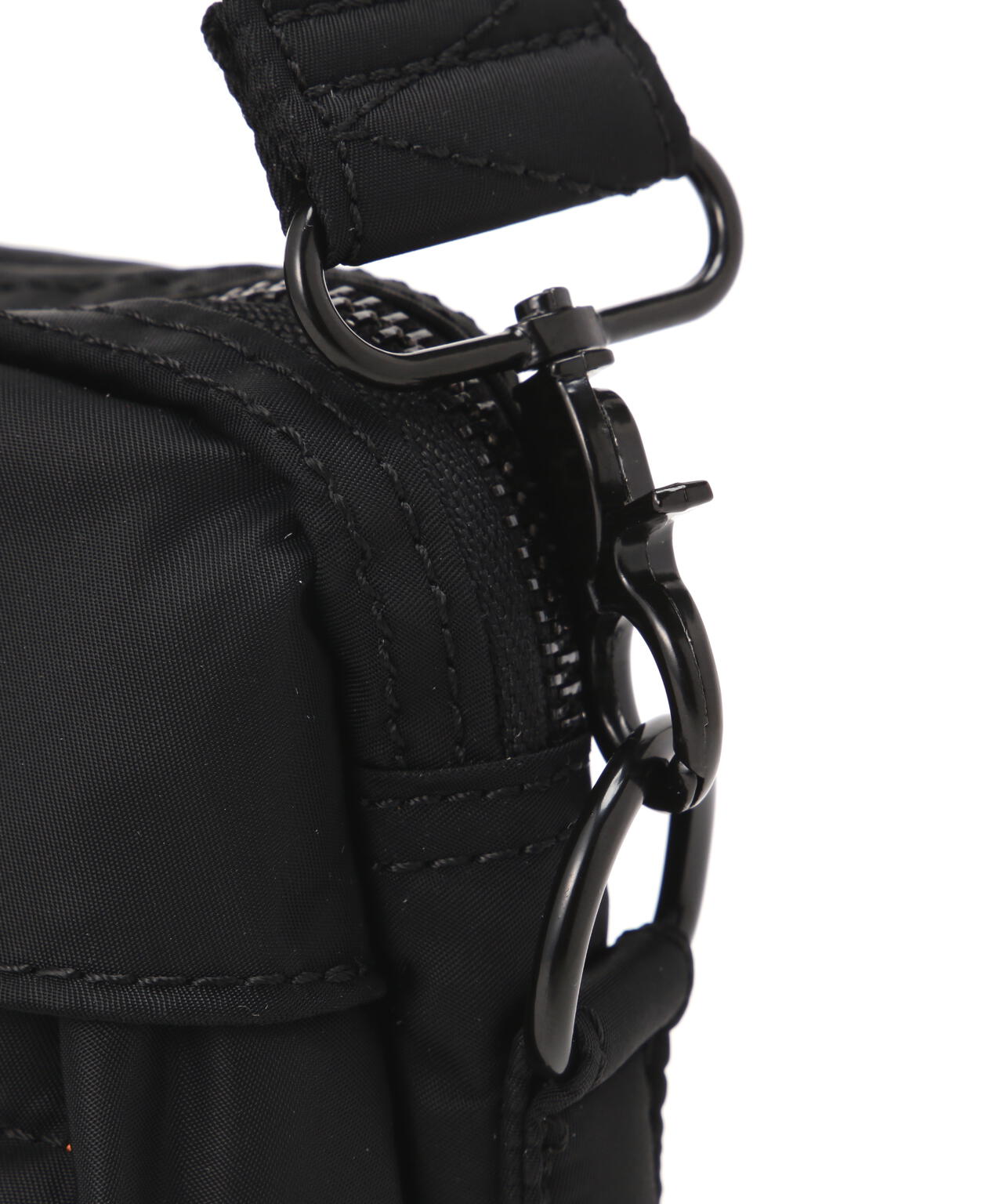 NYLON MESSENGER BAG