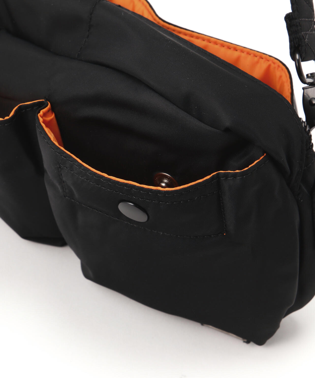 NYLON MESSENGER BAG