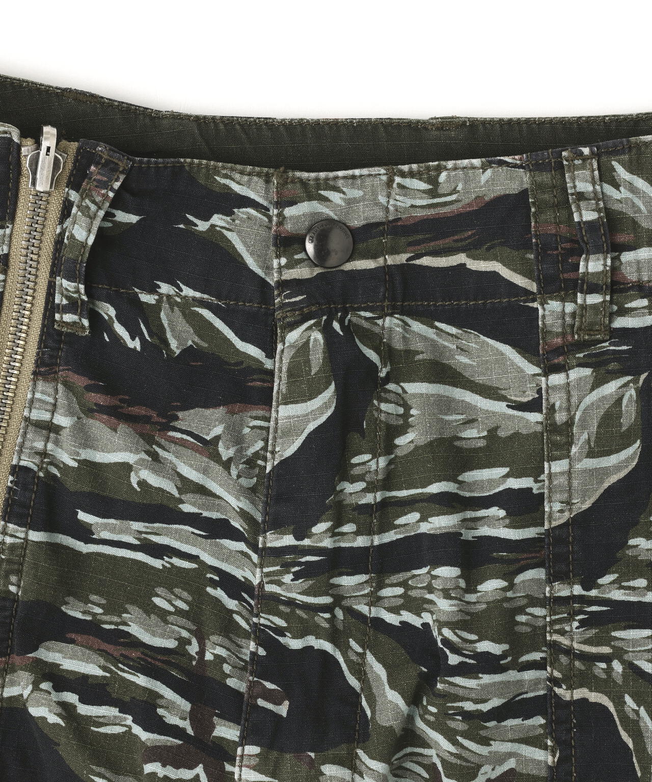 beautiful people × Alpha｜double-end camouflage cargo pants