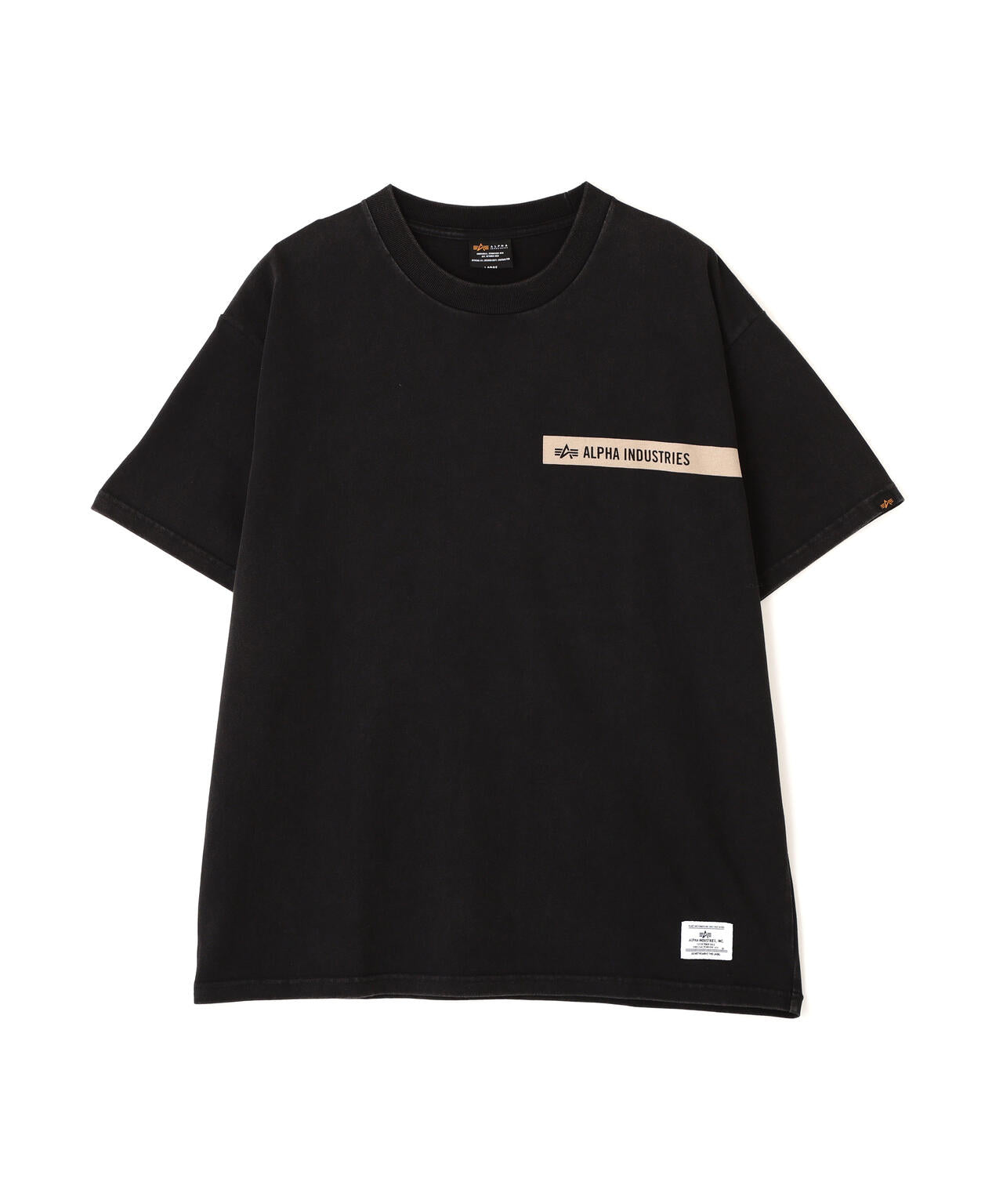 MOMENT　COLLAGE　T‐SHIRT