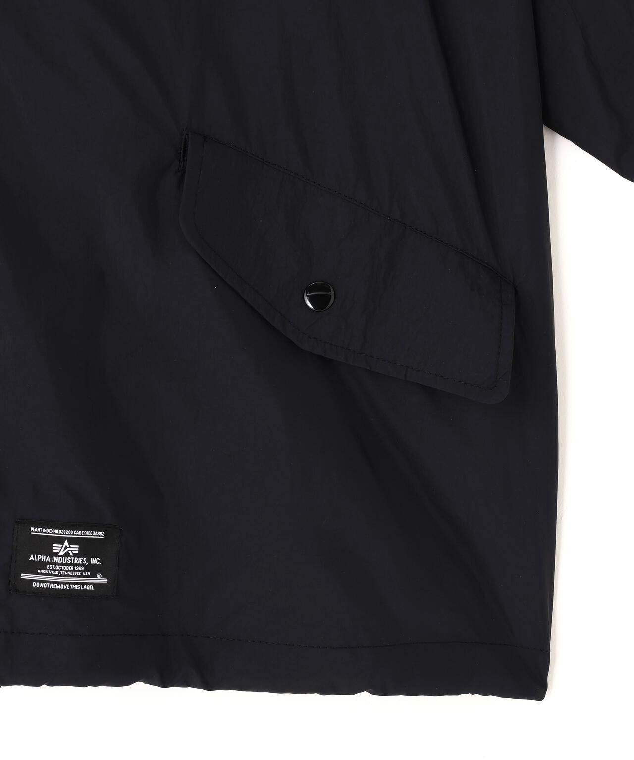 LIGHTWEIGHT RELAXED COACHES