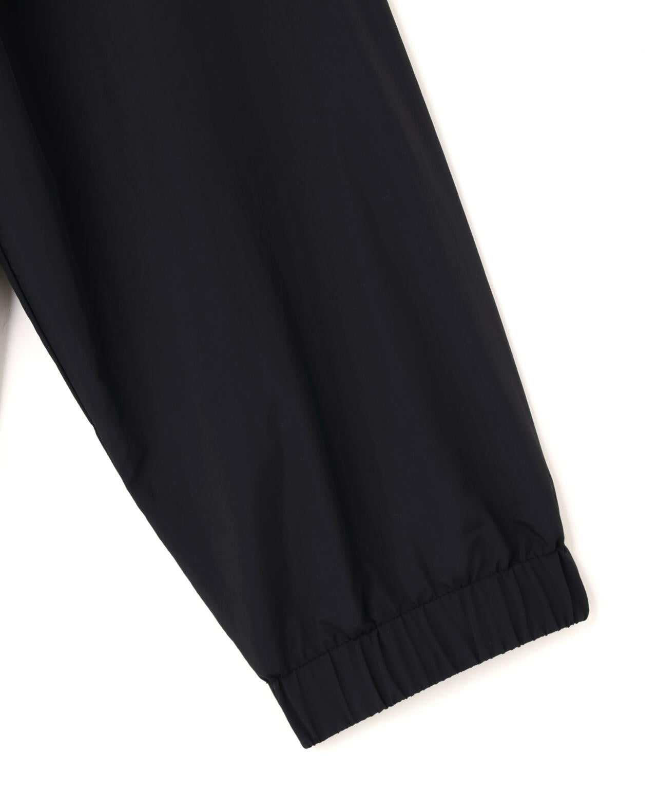 LIGHTWEIGHT RELAXED COACHES