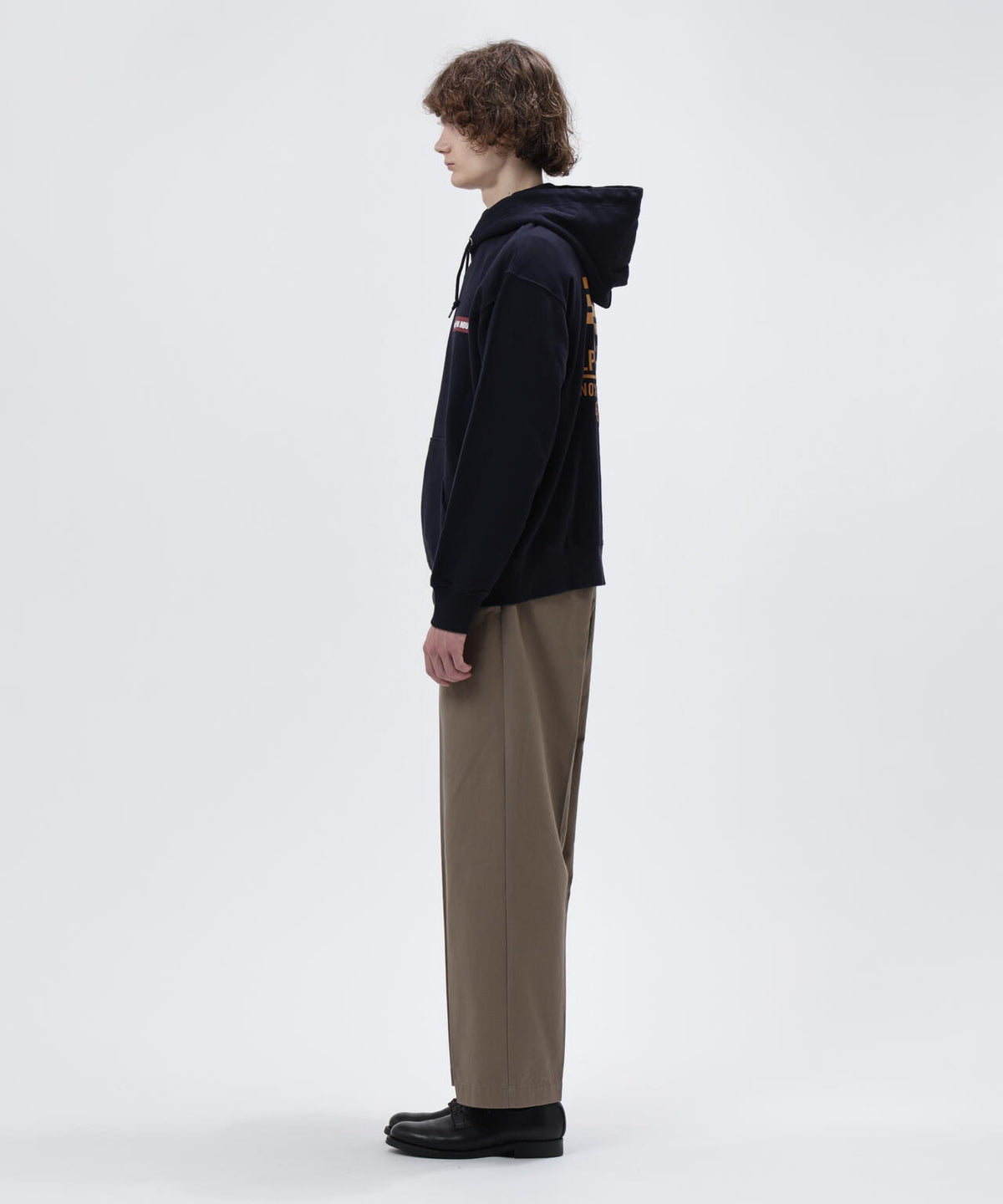 187cm C:83 W:66 H:85.5 着用サイズ：L